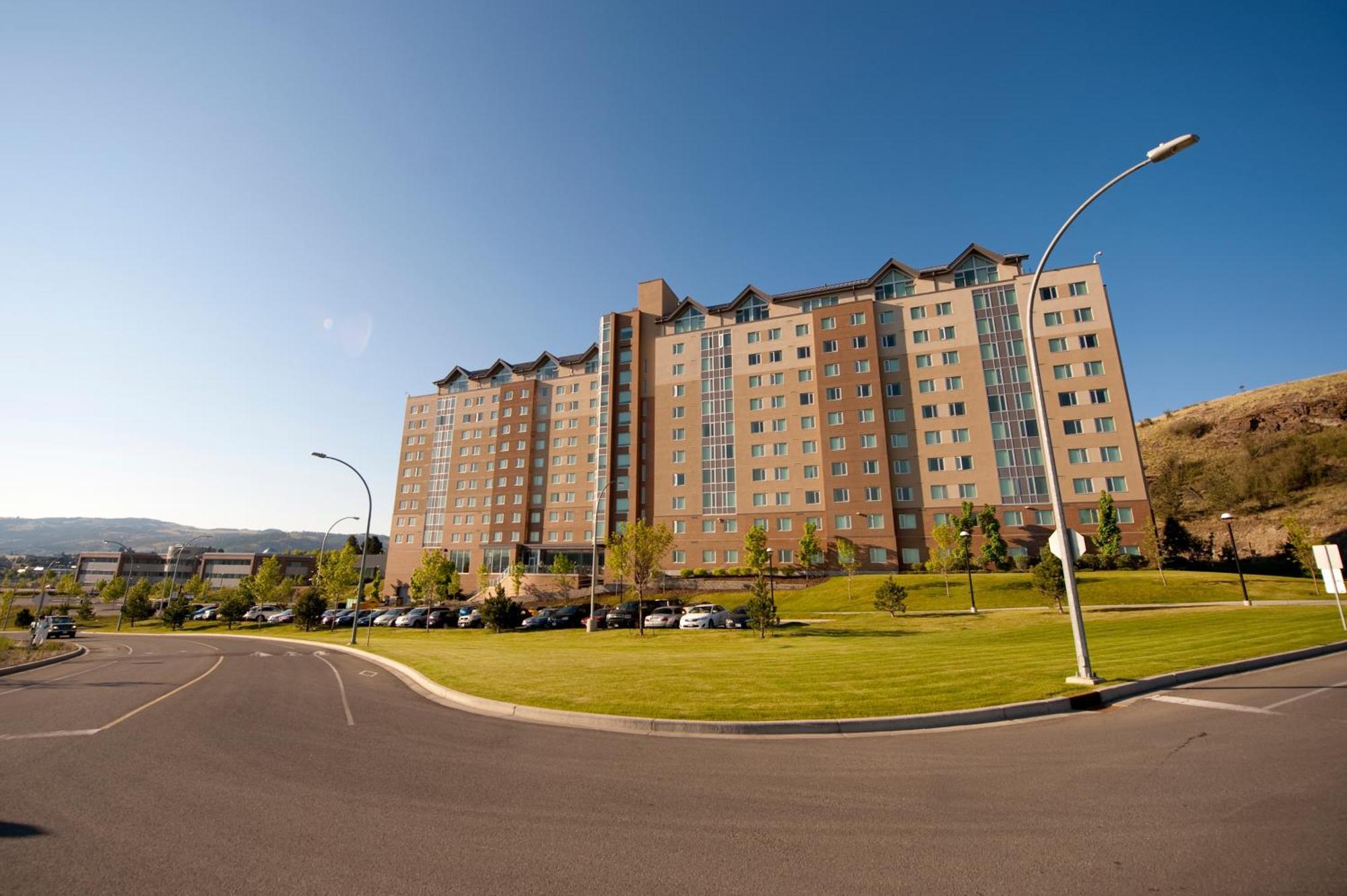 Hotel & Conference Centre - Kamloops