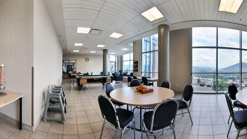 & Conference Centre - Hotel 2*